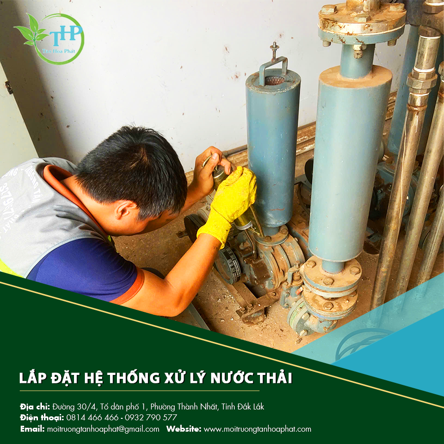 "Nhân viên kỹ thuật lắp đặt hệ thống xử lý nước thải đúng quy trình, hiệu quả cao."