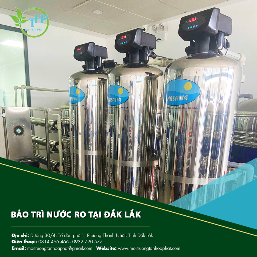 Thiết bị được vệ sinh trong bảo trì nước RO tại Đắk Lắk.