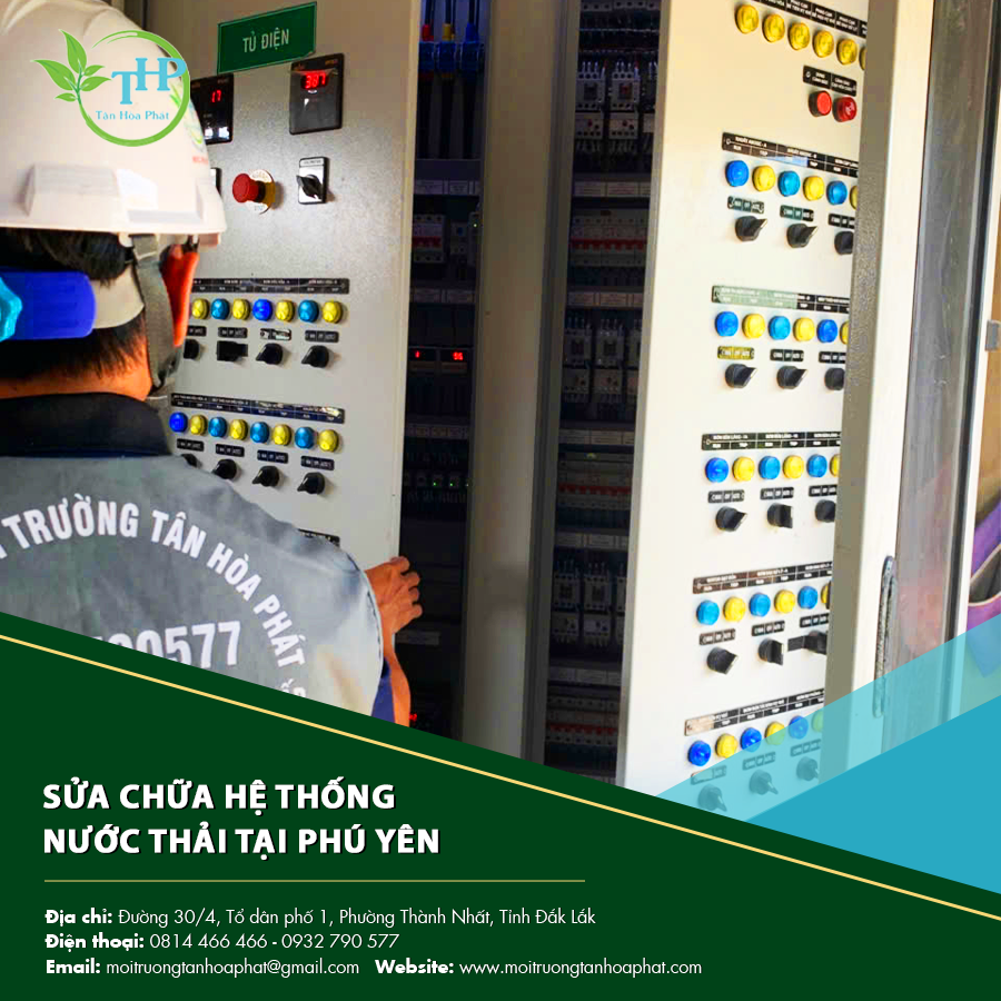 Công nhân sửa chữa hệ thống nước thải tại Phú Yên.